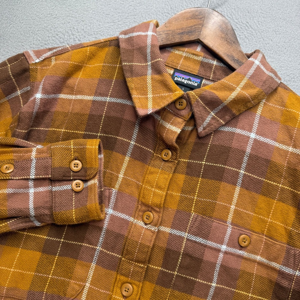 Patagonia Fjord Flannel Shirt Womens L Brown/Gold Cotton Plaid Outdoor Hiking